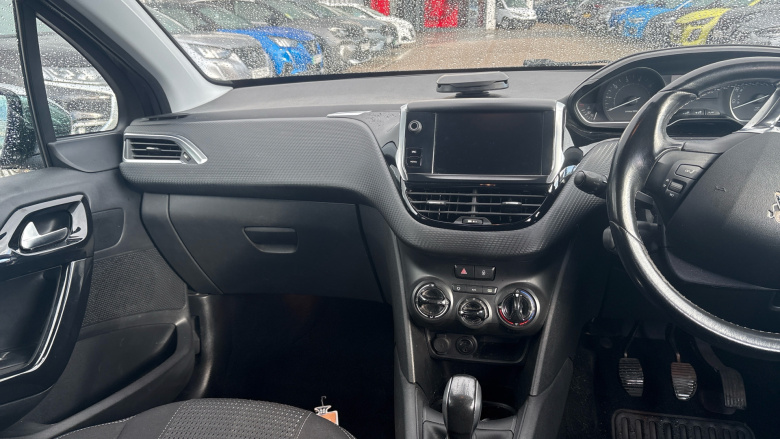 Peugeot 208 1.2 PureTech 82 Allure 5dr Petrol Hatchback